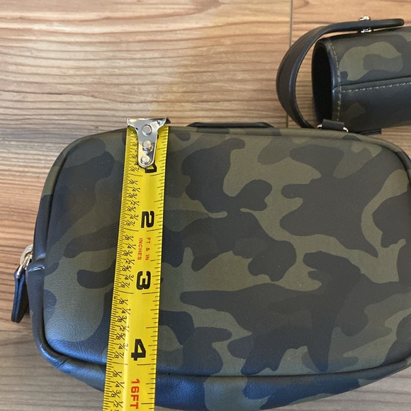 WHBM Camo Beauty Cosmetic Bag & Sanitizer Holder - Picture 9 of 9